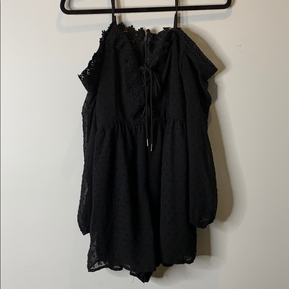 BLACK OFF THE SHOULDER LACE ROMPER